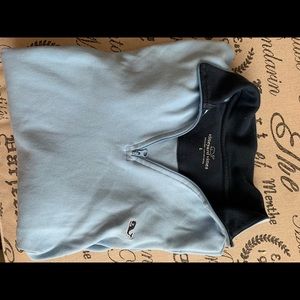 Large Men’s Vineyard Vines pullover
